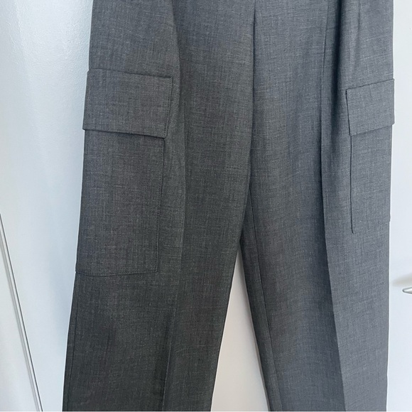 NWT Aritzia Babaton Spotlight Cargo Dress Pants - Picture 2 of 5